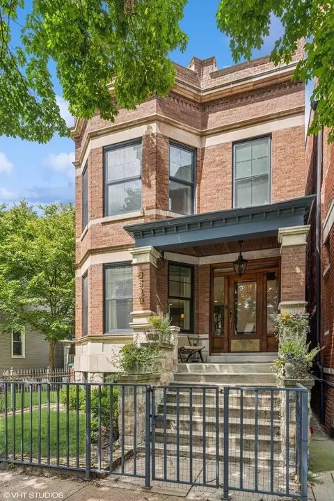 3830 N Marshfield Ave, Chicago, IL 60613