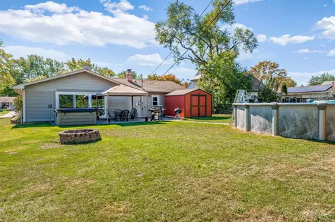 620 Lafayette Ln, Hoffman Estates, IL 60169 photo 14