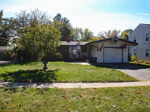 3903 W Oak Ave, Mchenry, IL 60050