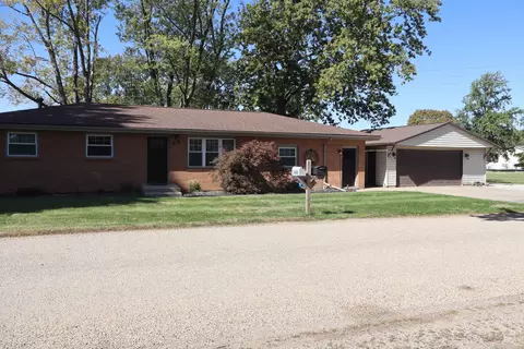 44 Helen St, Streator, IL 61364