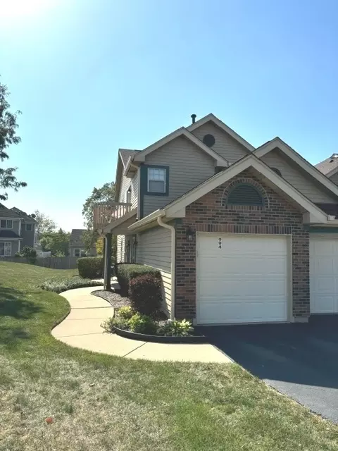 994 Ridgefield Ln, Wheeling, IL 60090 photo 1