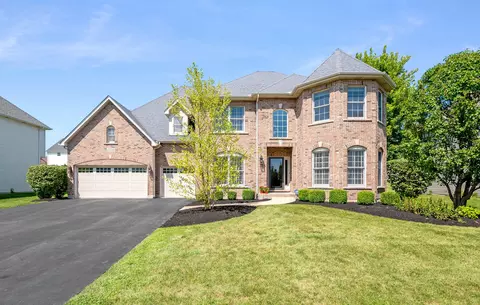 27122 Thornwood Blvd, Plainfield, IL 60585