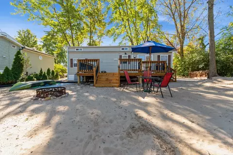 199 Fossil Cove Ln, Wilmington, IL 60481