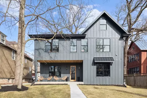 375 Vine Ave, Highland Park, IL 60035