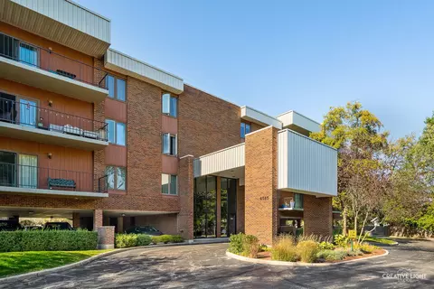 6585 Main St #404, Downers Grove, IL 60516