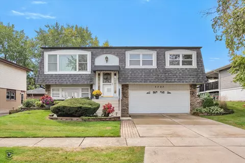 7727 163rd St, Tinley Park, IL 60477