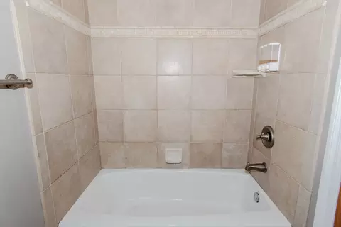 Bath - 25319 W Alison Rd, Plainfield, IL 60586 photo 9 of 12