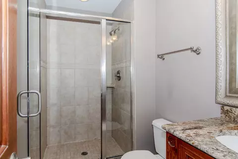Bath - 25319 W Alison Rd, Plainfield, IL 60586 photo 6 of 12