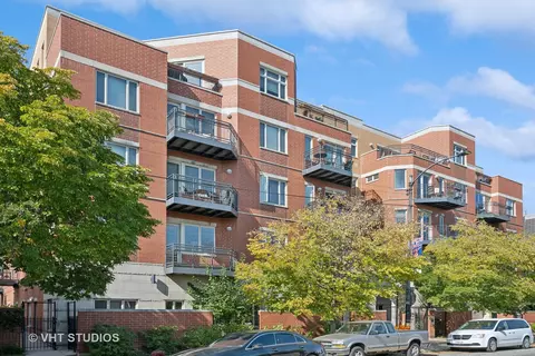 4950 N Western Ave #3E, Chicago, IL 60625