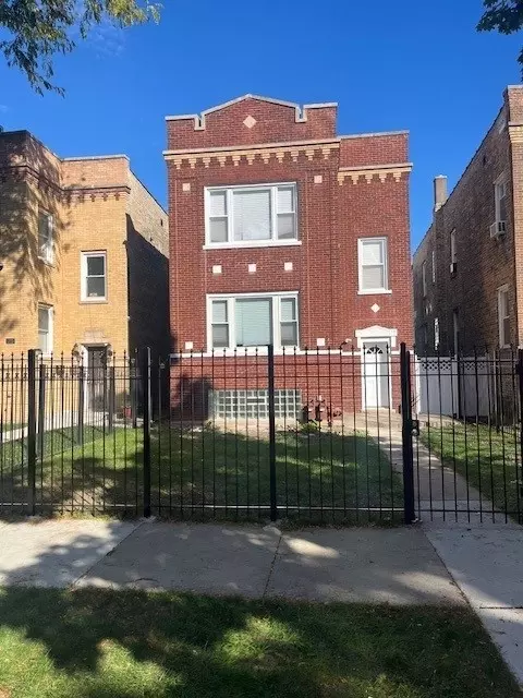 1723 N Luna Ave, Chicago, IL 60639