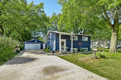 7 S362 Madison Ave, Big Rock, IL 60511