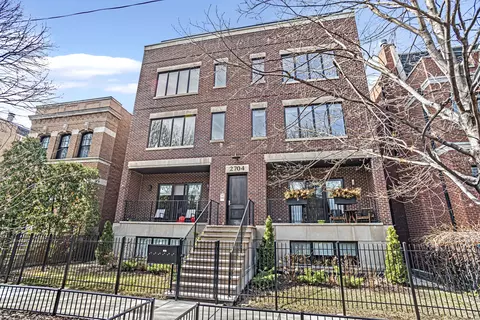 2704 N Bosworth Ave #2N, Chicago, IL 60614
