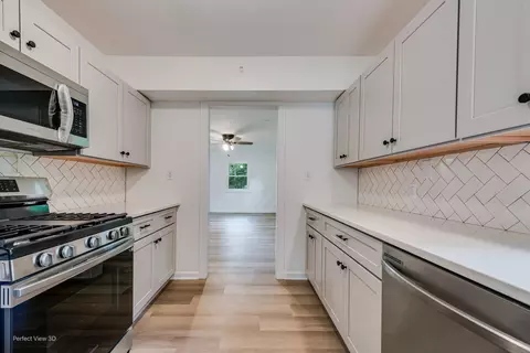 Kitchen - 24654 W Eames St, Channahon, IL 60410 photo 1 of 2
