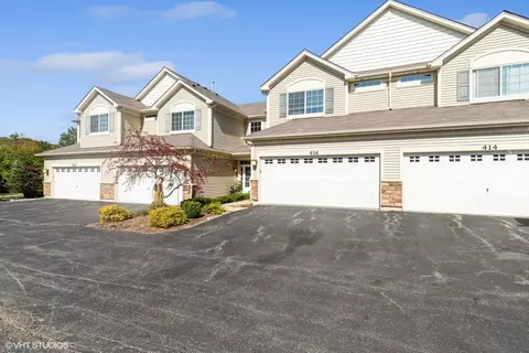 416 S Jade Ln, Round Lake, IL 60073