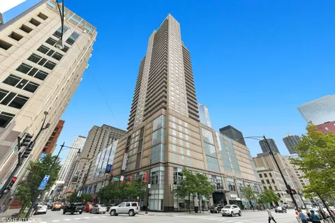 545 N Dearborn St #1405, Chicago, IL 60654