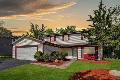 56 Oakhurst Rd, Matteson, IL 60443
