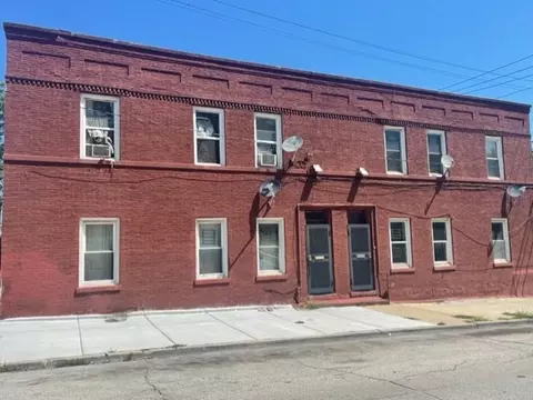 112-114 E Kensington Ave, Chicago, IL 60628