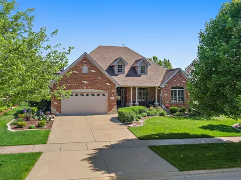 1054 Independence Ave, Elburn, IL 60119