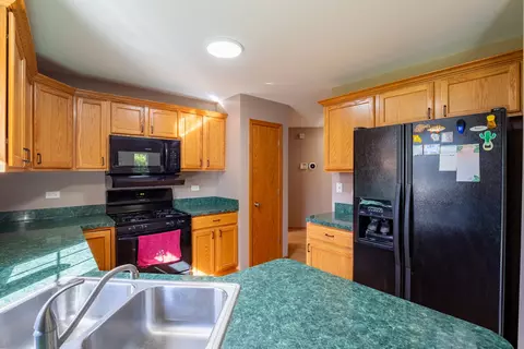 Kitchen - 5603 W Sutton Pl #A, Monee, IL 60449 photo 1 of 2