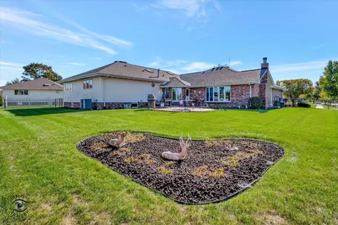 10026 Lancaster Dr, Mokena, IL 60448 photo 25