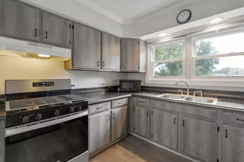 3401 2nd Ave, Mchenry, IL 60050 photo 8