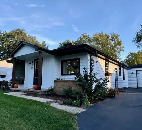 245 Panama Ave, Hampshire, IL 60140