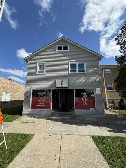 633 Bellwood Ave, Bellwood, IL 60104