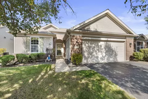 2498 Rolling Rdg, Elgin, IL 60124