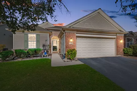 Exterior - 2498 Rolling Rdg, Elgin, IL 60124 photo 2 of 8