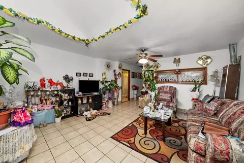 1902 S May St, Chicago, IL 60608 photo 3