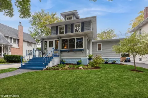 4819 Prince St, Downers Grove, IL 60515