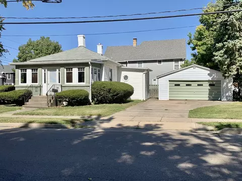 Exterior - 218 W Glover St, Ottawa, IL 61350 photo 1 of 5