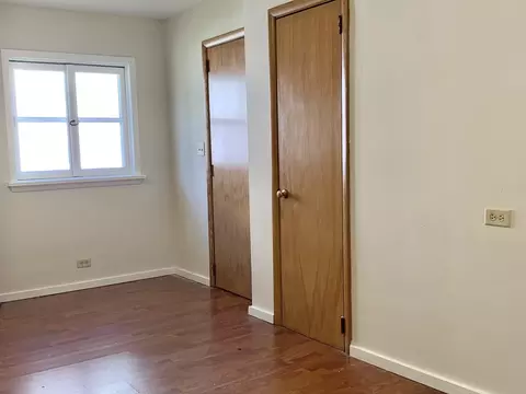 Bedroom - 218 W Glover St, Ottawa, IL 61350 photo 1 of 3