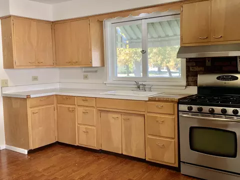 Kitchen - 218 W Glover St, Ottawa, IL 61350 photo 1 of 2