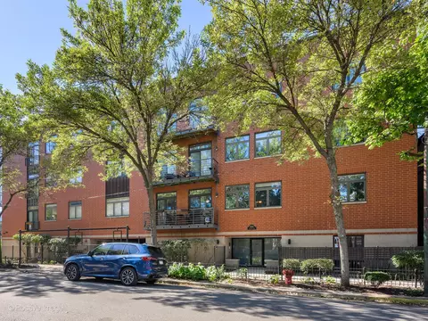 1830 N Winchester Ave #113, Chicago, IL 60622