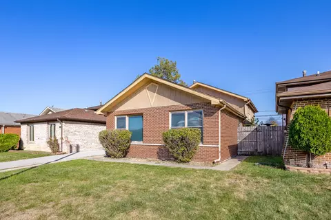 435 Hoxie Ave, Calumet City, IL 60409
