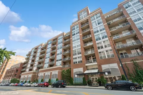 111 S Morgan St #607, Chicago, IL 60607