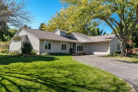 763 Timber Ridge Trl, Rockford, IL 61114