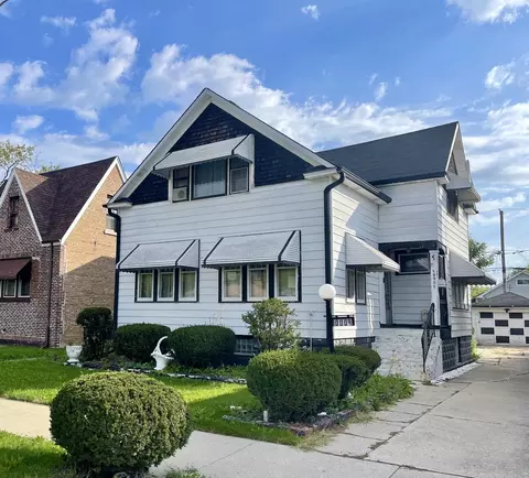 10009 S Yale Ave, Chicago, IL 60628