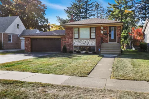 226 S Greenwood Ave, Palatine, IL 60074