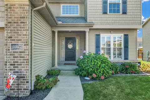 3007 Wolf Creek Ln, Normal, IL 61761 photo 4