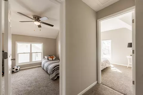 Entry Way - 71 S Jackson St, Elgin, IL 60123 photo 7 of 9