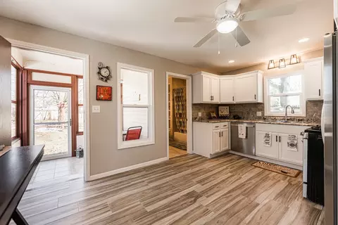 Kitchen - 71 S Jackson St, Elgin, IL 60123 photo 1 of 3