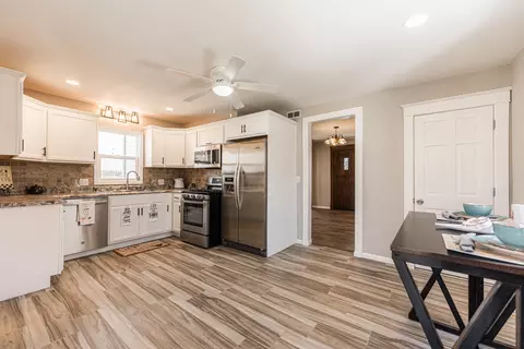 Kitchen - 71 S Jackson St, Elgin, IL 60123 photo 3 of 3