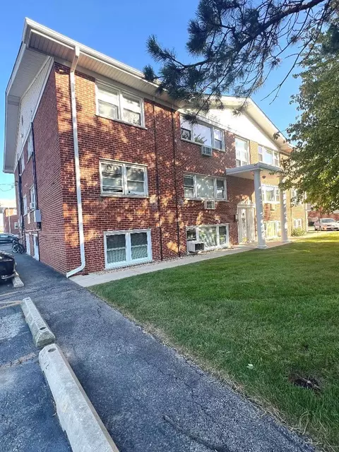 10122 Hartford Ct #GA, Schiller Park, IL 60176