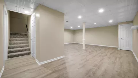 928 Case St, Naperville, IL 60563 photo 28