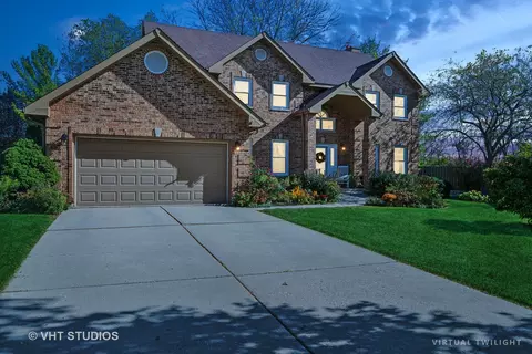 4950 Red Pine Ave, Gurnee, IL 60031 photo 3