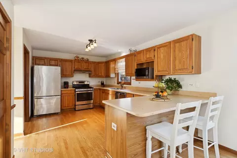 4950 Red Pine Ave, Gurnee, IL 60031 photo 18