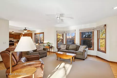 4950 Red Pine Ave, Gurnee, IL 60031 photo 11