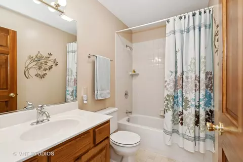 4950 Red Pine Ave, Gurnee, IL 60031 photo 29